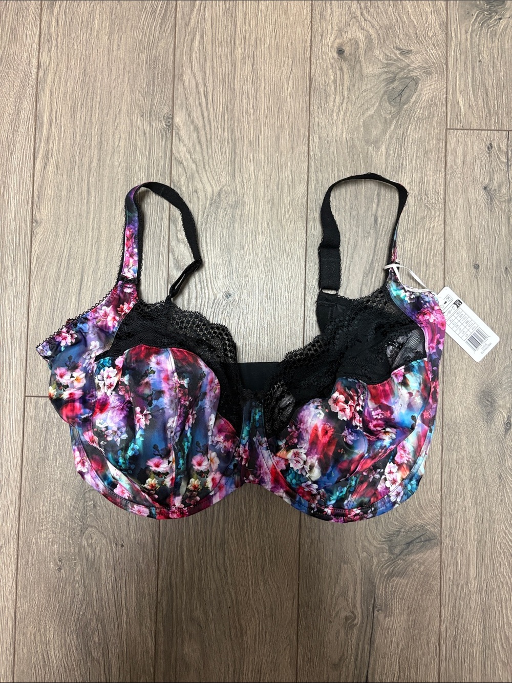 Floral Lace Underwire Bra in Multicolor